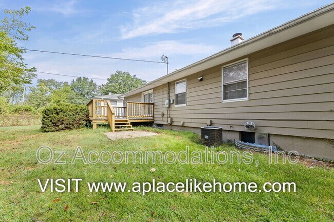 Building Photo - 11414 Norton Ave