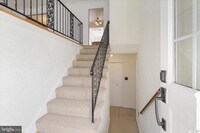 Building Photo - 3838 Glenbrook Rd