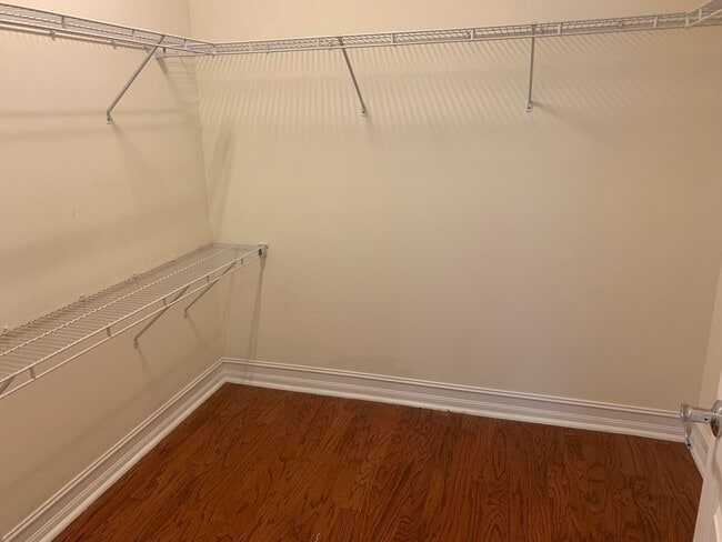 Building Photo - 105 E Coda Cir