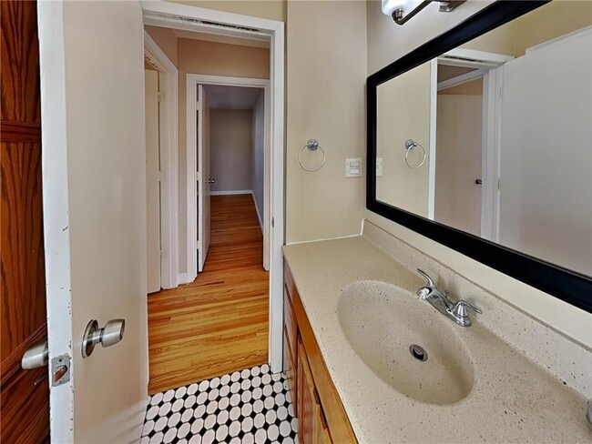 Building Photo - 4010 Monroe St NE