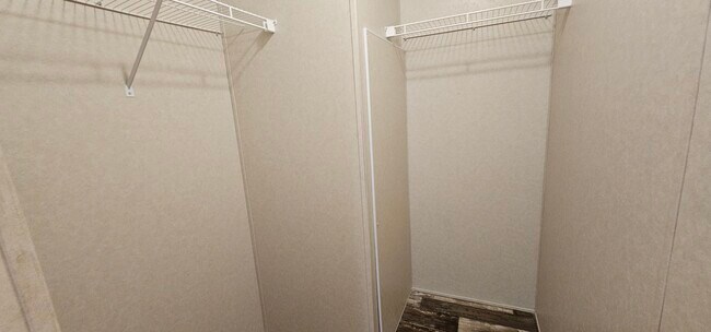 Building Photo - 56 Birch Ct