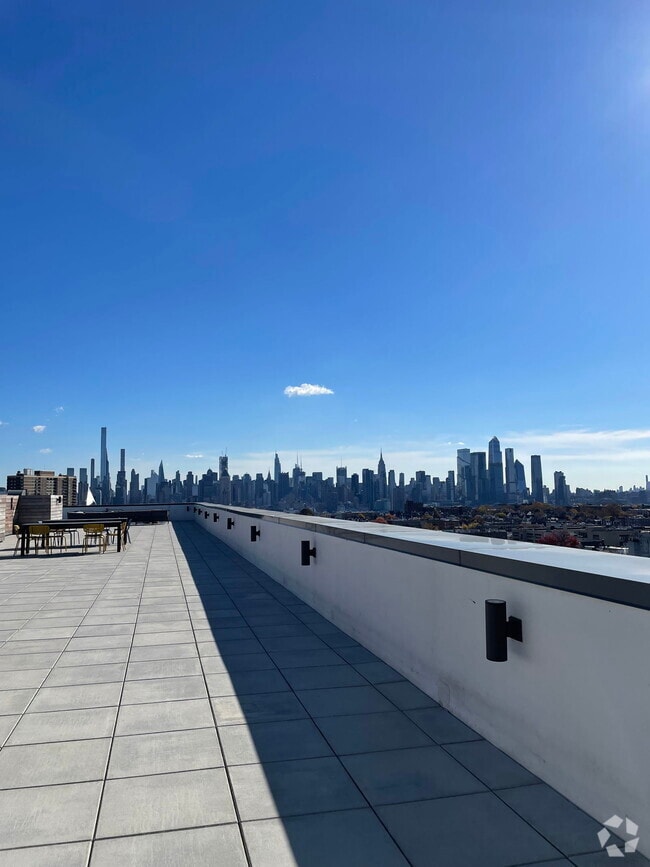 Building Photo - Bergenline Avenue, West New York, NJ 07093...