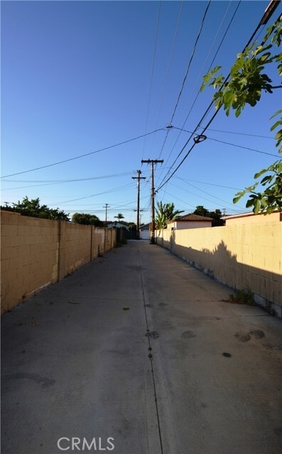 Building Photo - 18328 Devlin Ave