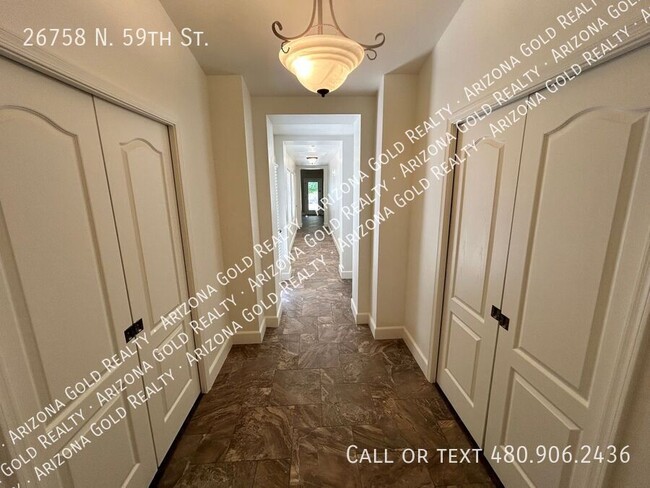 Building Photo - 26758 N 59th St