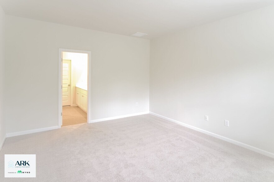 Building Photo - 1130 Joywood Dr