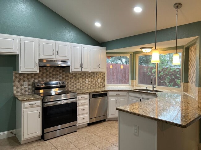 Building Photo - Marblehead