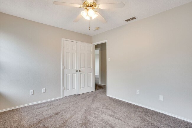 Building Photo - Great Large 4 Bedroom, 2.5 Bath Home Ready for New Tenants- Crowley ISD- 76123