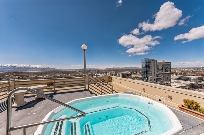 Building Photo - American Towers Furnished Condominium Downtown Salt Lake City