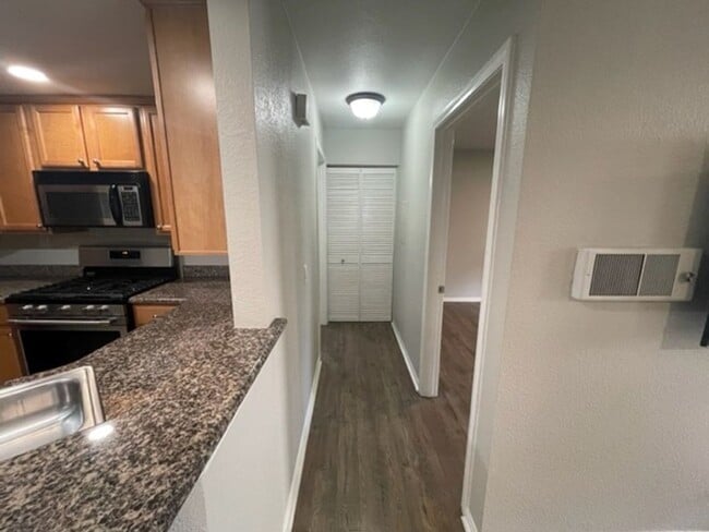 Building Photo - Remodeled 1br/1ba ground floor condo at Del Mar Villas in Carmel Valley