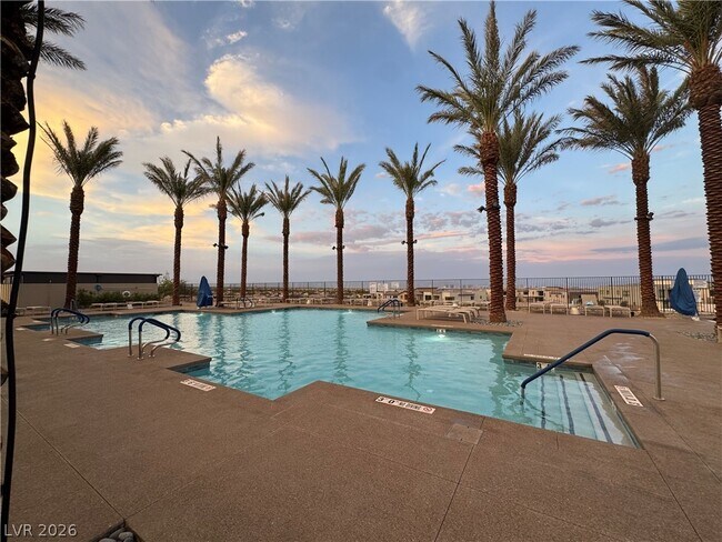 Building Photo - 10797 Canyon Bloom Dr