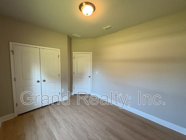 Building Photo - 2669 Gemstone Cir