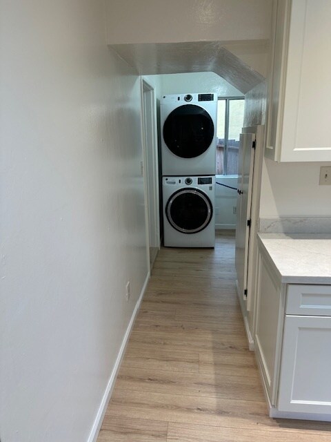 large capacity washer and dryer - 8033 Winthrope St
