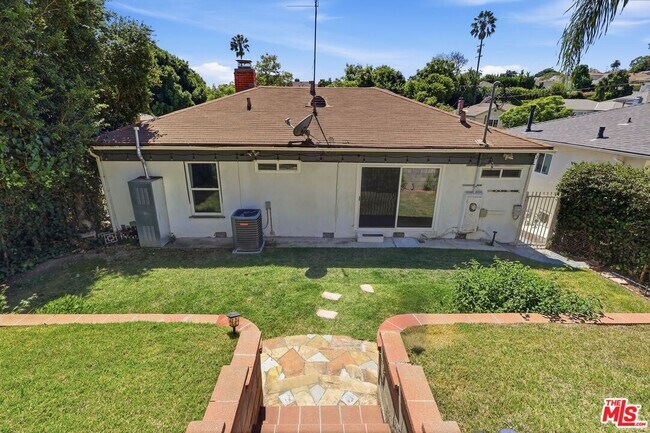Building Photo - 5412 Marburn Ave