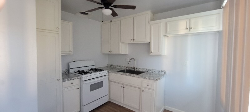 Building Photo - 19170 CA-18