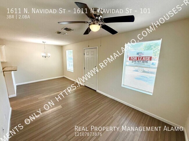 Building Photo - 1611 N Navidad St