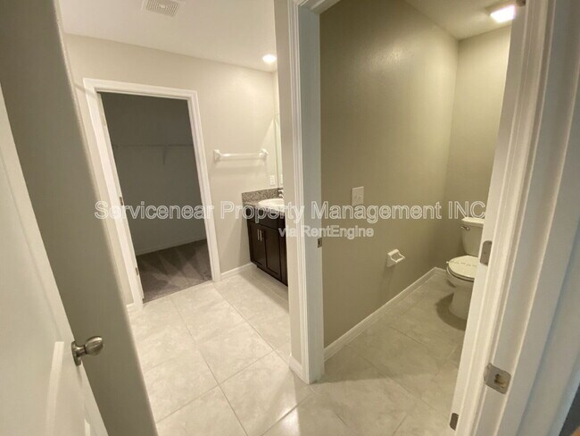 Building Photo - 4404 Eternal Prince Dr