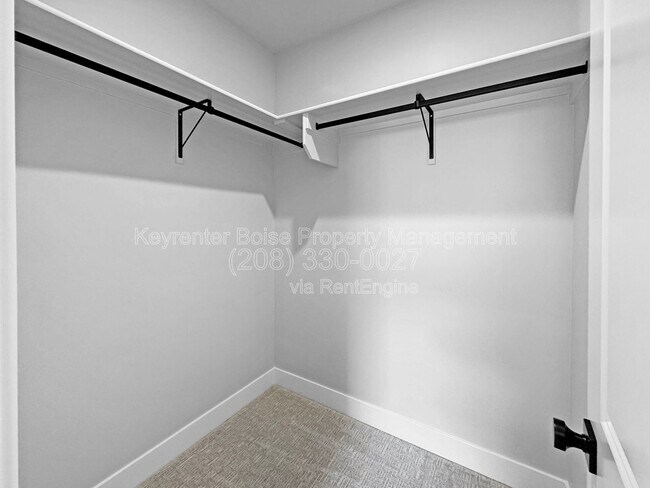 Building Photo - 160 S Koyukuk Ave