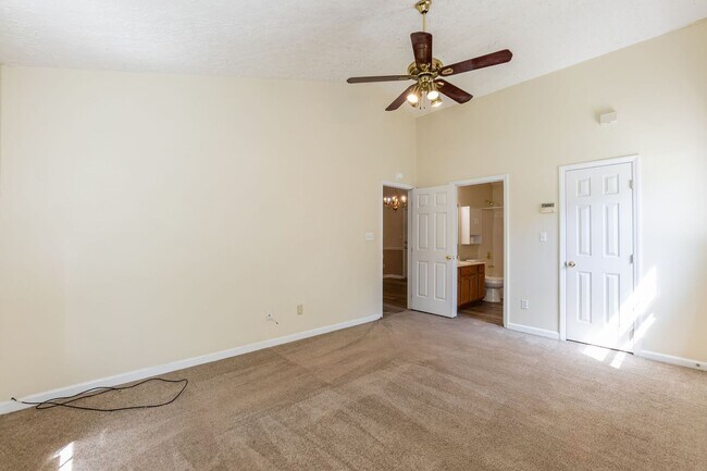 Building Photo - Wonderful 3 Bedroom Raleigh Ranch Home