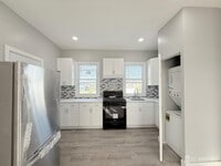 Building Photo - 46 Hayward Ave