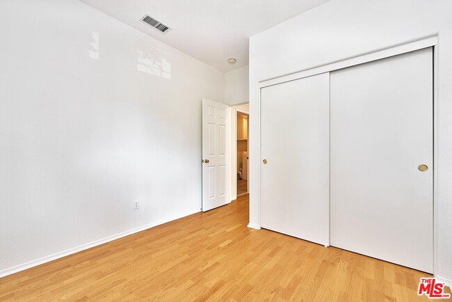 Building Photo - 28058 Dickason Dr