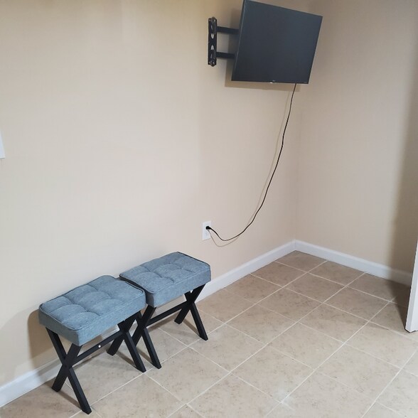 Building Photo - 3180 Fish Ave