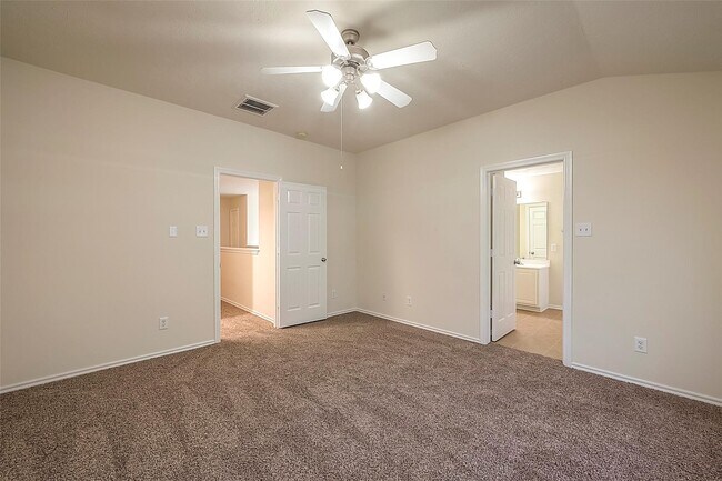 Building Photo - 14330 Fairbuff Ln