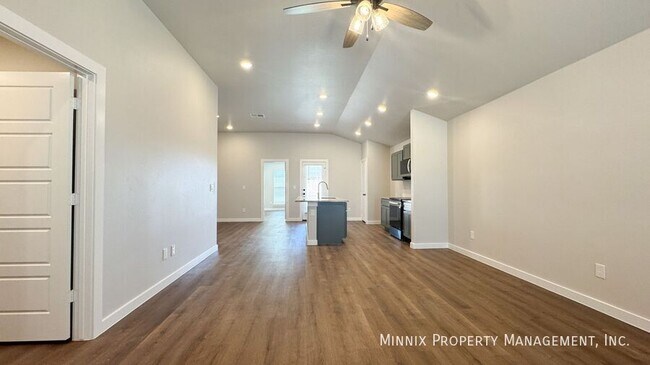 Building Photo - 2148 Kokomo Ave