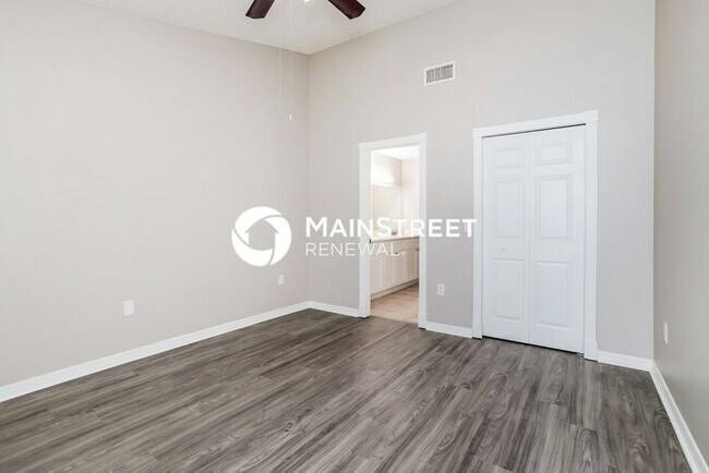 Building Photo - 3 Bedroom Pet-Friendly Home in St. Cloud, FL with Main Street Renewal