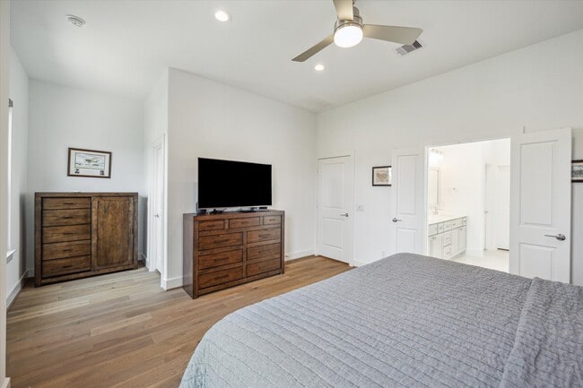 Building Photo - 930 Dunleigh Meadows Ln