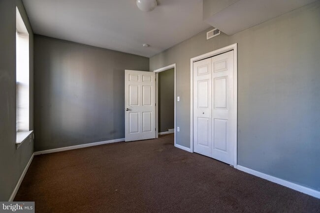 Building Photo - 1706 Willington St