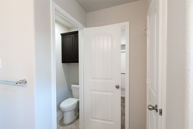 Building Photo - 29311 Dunns Creek Ct