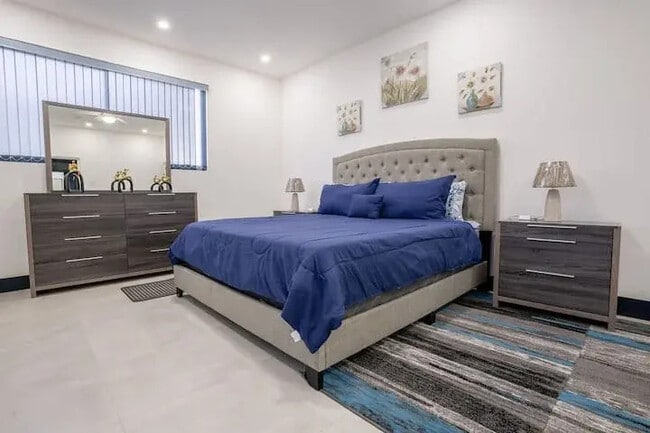 Building Photo - 2200 N Interstate 35E