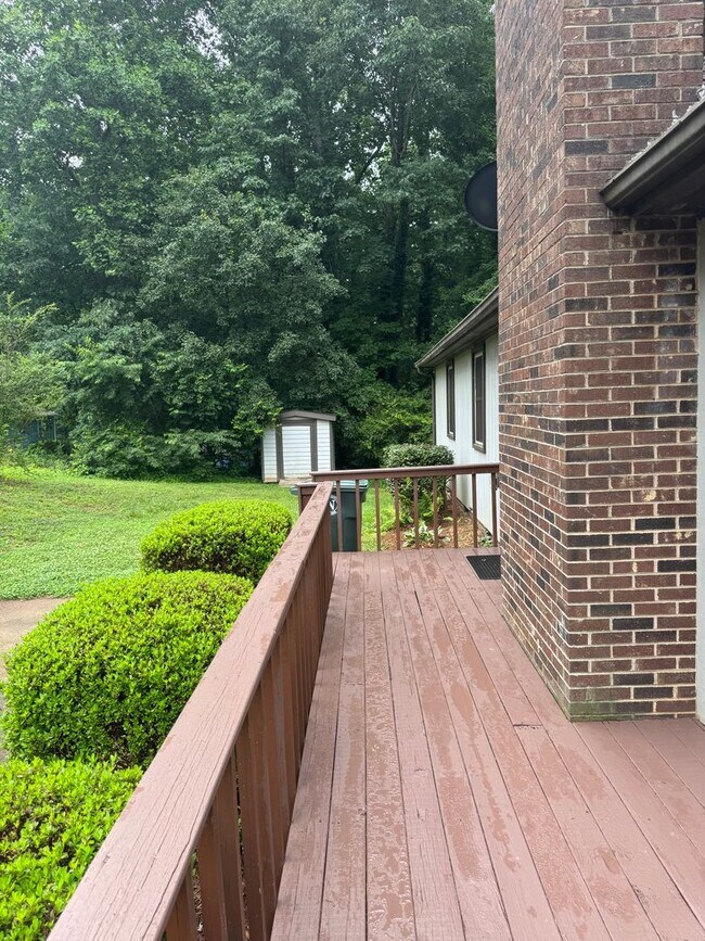 Building Photo - Bright & Charming 3BR Home in Newton – Vau...