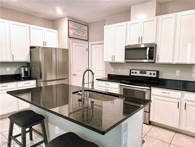 Building Photo - 11524 Woodleaf Dr