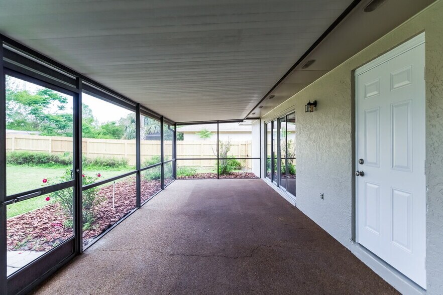 Building Photo - 948 March Hare Ct