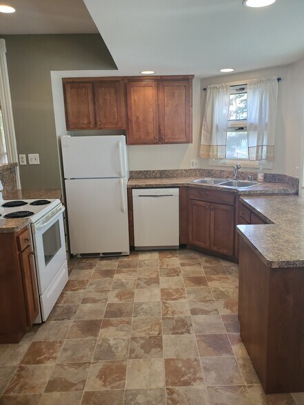 Remodeled large kitchen - 1207 W 7th Ave