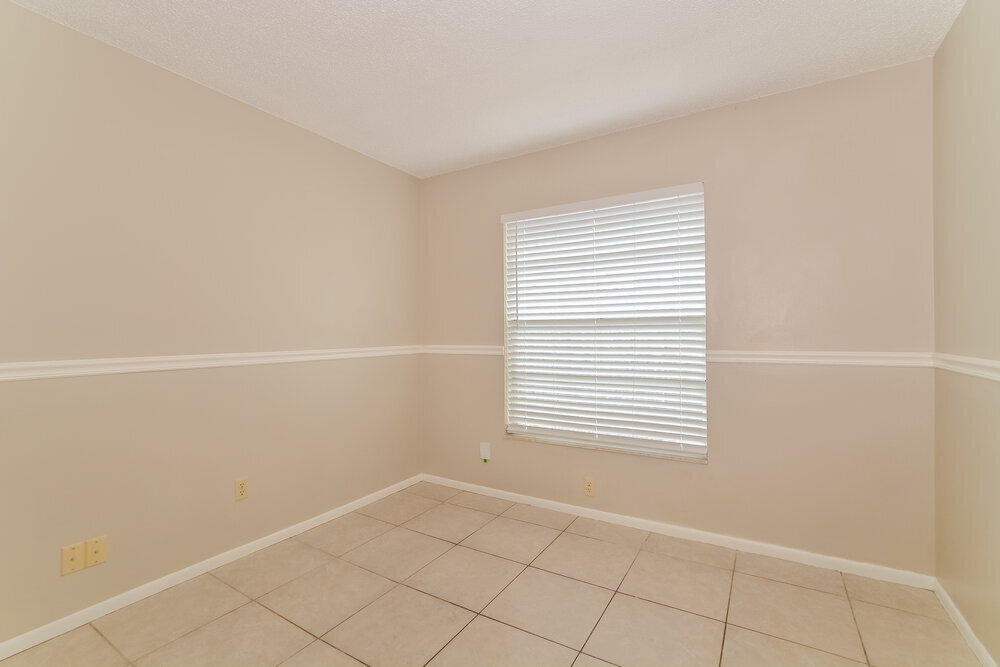 Building Photo - 1448 La Paloma Cir