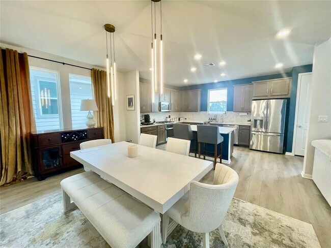 Building Photo - 232 Denali Wy