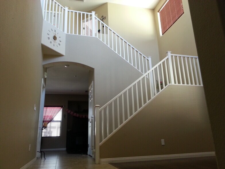 Building Photo - 3936 Red Trumpet Ct