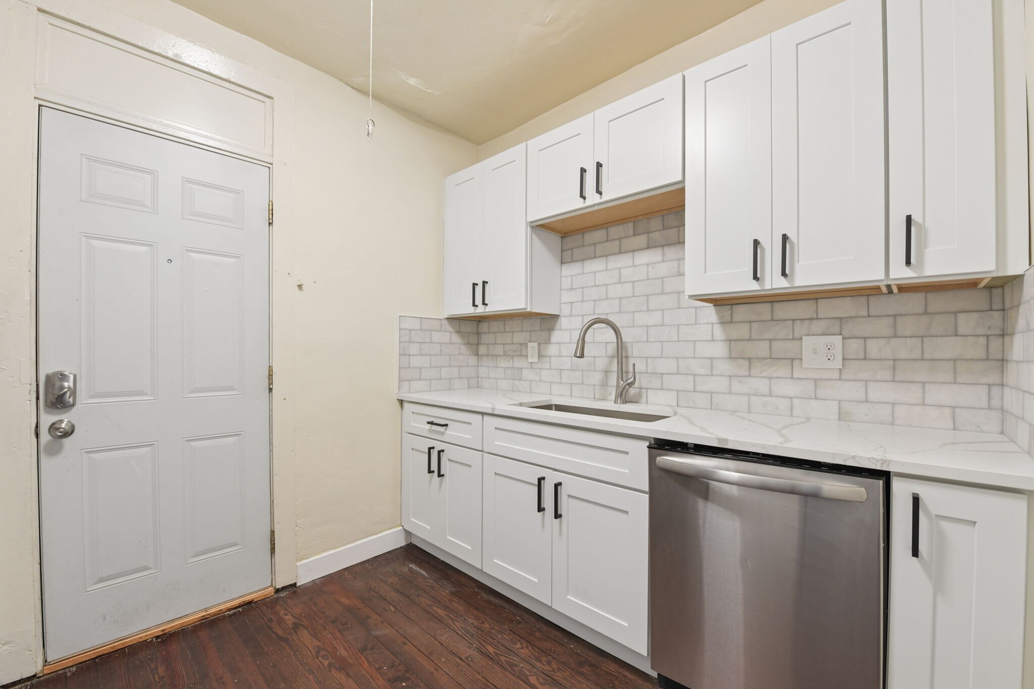 Building Photo - 170 Chittenden Ave