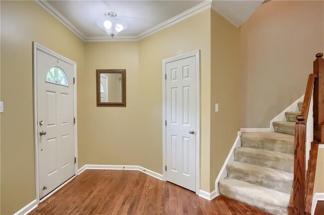 Building Photo - 391 Marshall Heights Dr