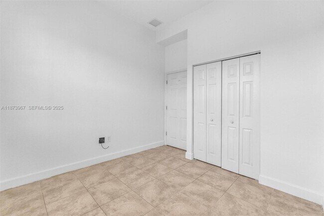 Building Photo - 11014 SW 237th Ln