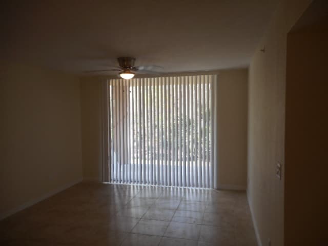 Building Photo - 1st Floor Unit overlooking the Preserve- 2/2 Condo in the Enclave
