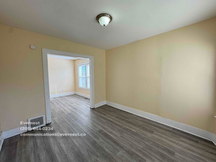 Building Photo - 5054 Linsdale St