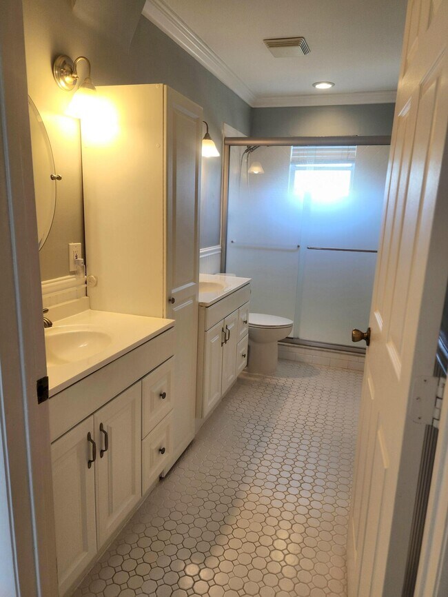 Building Photo - 18860 La Costa Ln