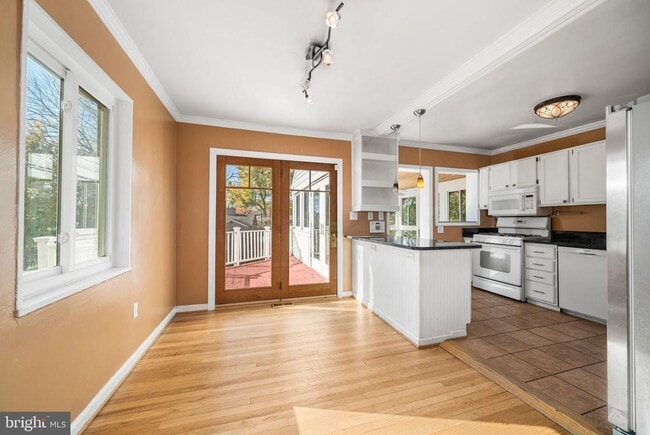 Building Photo - 3924 Taney Ave