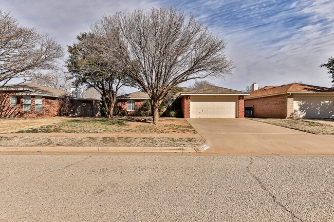 Primary Photo - Wonderful Home in South Lubbock!