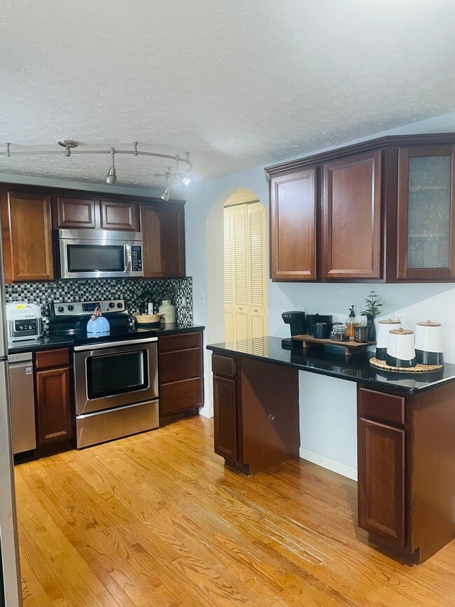 Building Photo - 11019 Neptune Pl