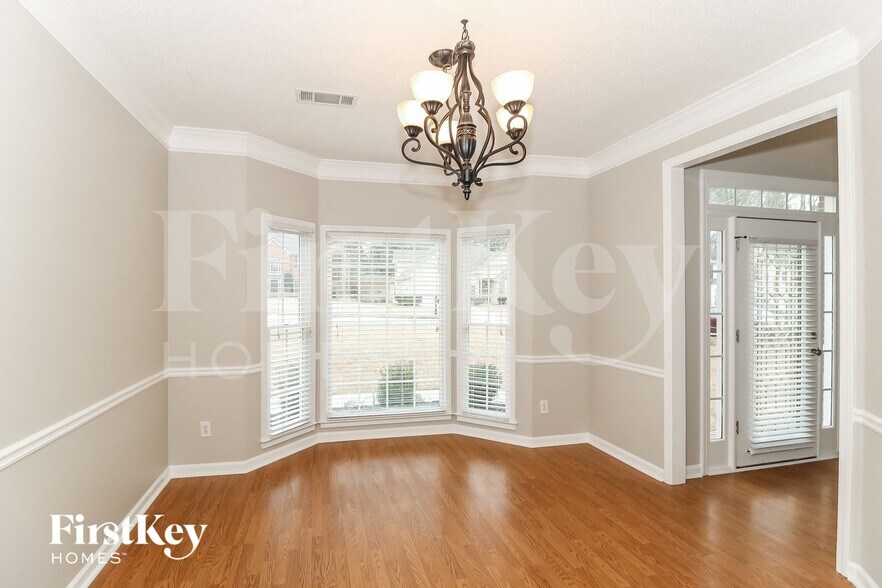 Building Photo - 752 Teal Ct