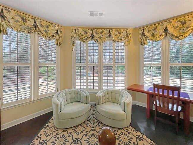 Building Photo - 1911 Berkshire Eve Dr